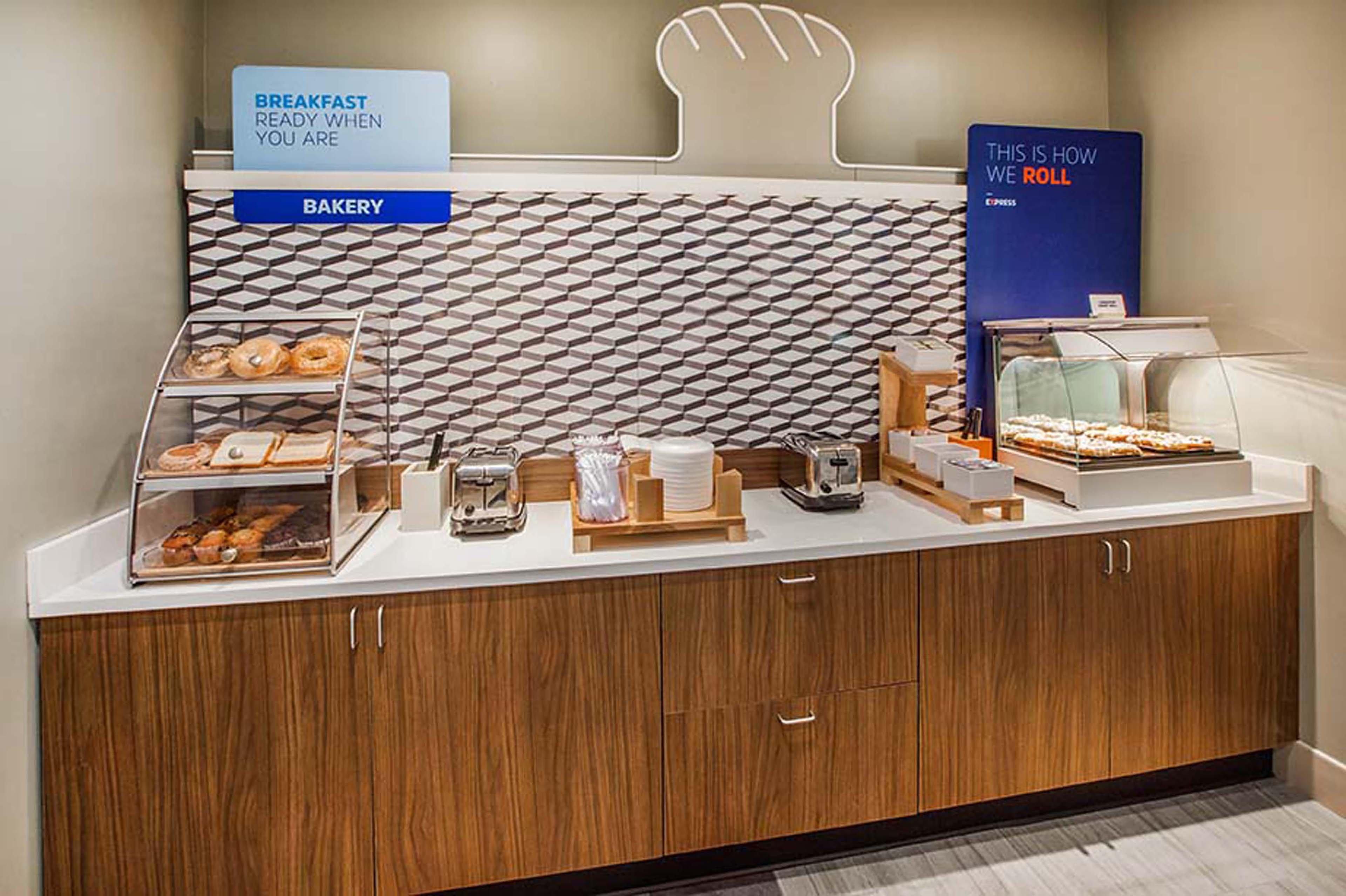 Holiday Inn Express & Suites Beaumont - Oak Valley By Ihg Екстер'єр фото