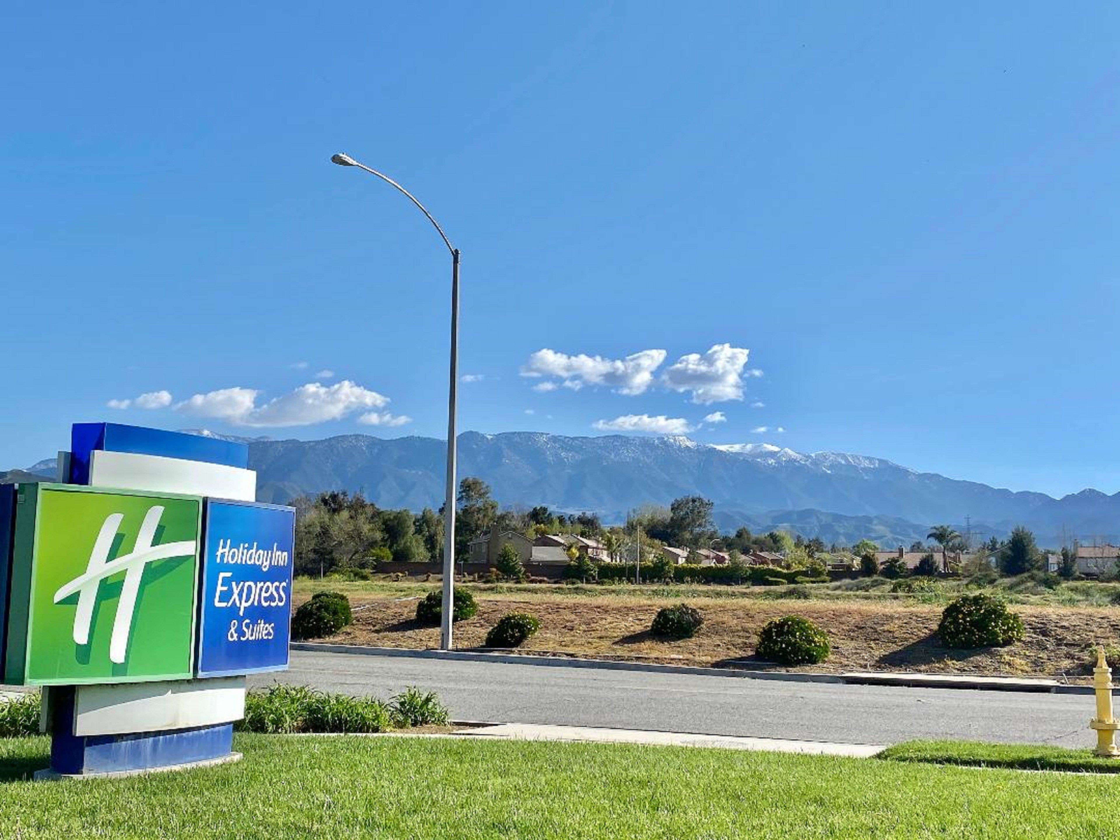 Holiday Inn Express & Suites Beaumont - Oak Valley By Ihg Екстер'єр фото