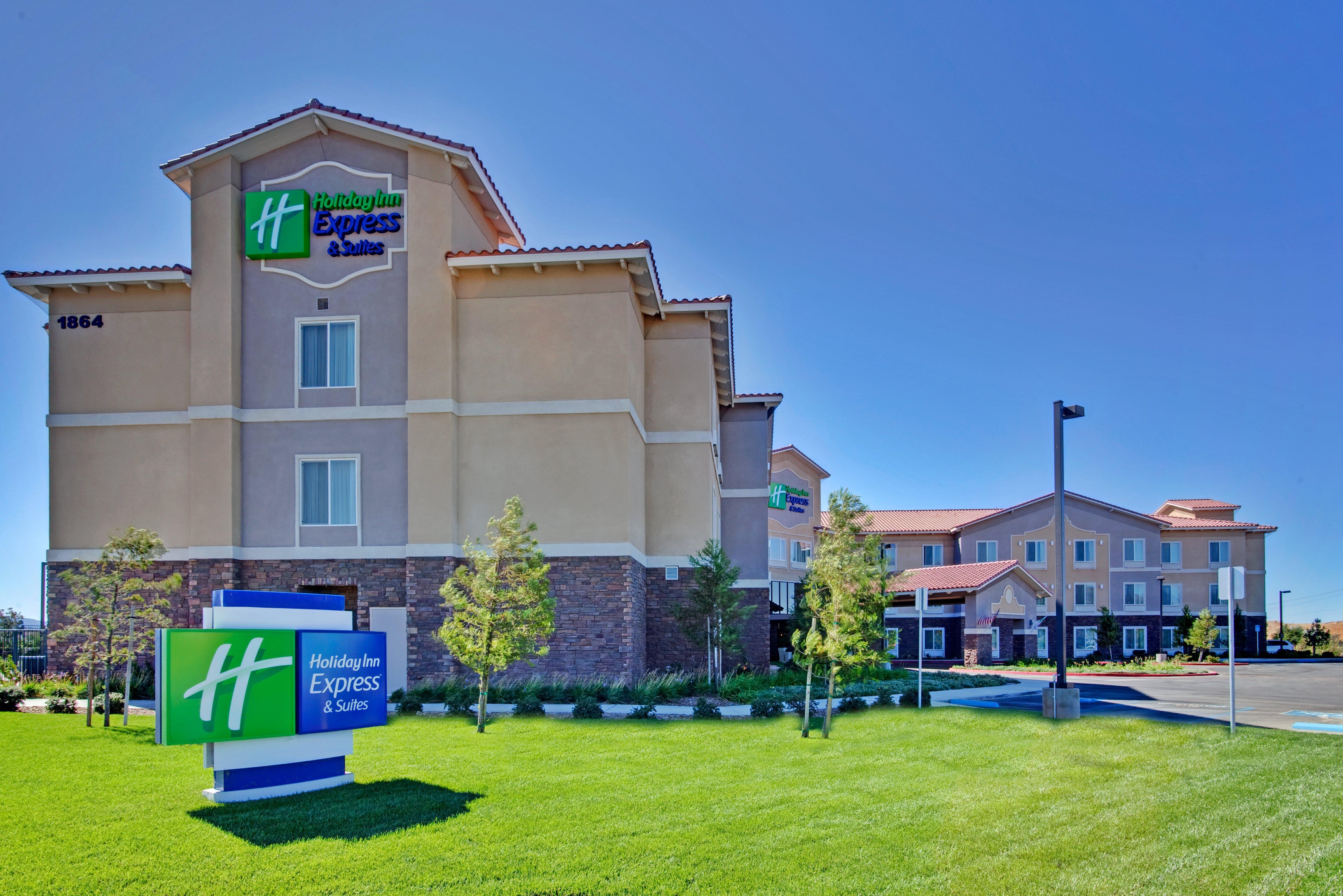 Holiday Inn Express & Suites Beaumont - Oak Valley By Ihg Екстер'єр фото